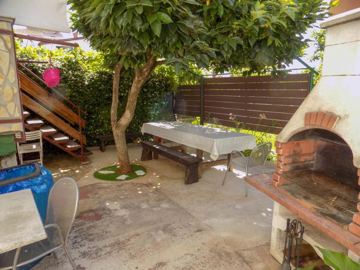 Oriella Apartmans And Room Novigrad Istria Dış mekan fotoğraf