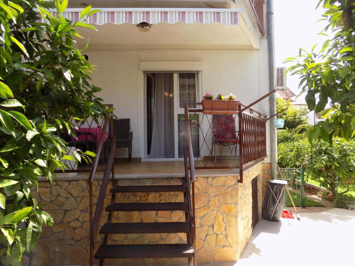Oriella Apartmans And Room Novigrad Istria Dış mekan fotoğraf