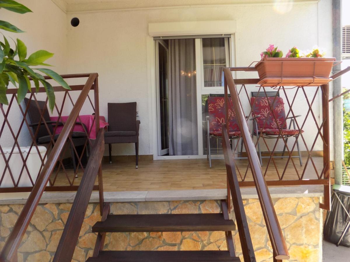 Oriella Apartmans And Room Novigrad Istria Dış mekan fotoğraf